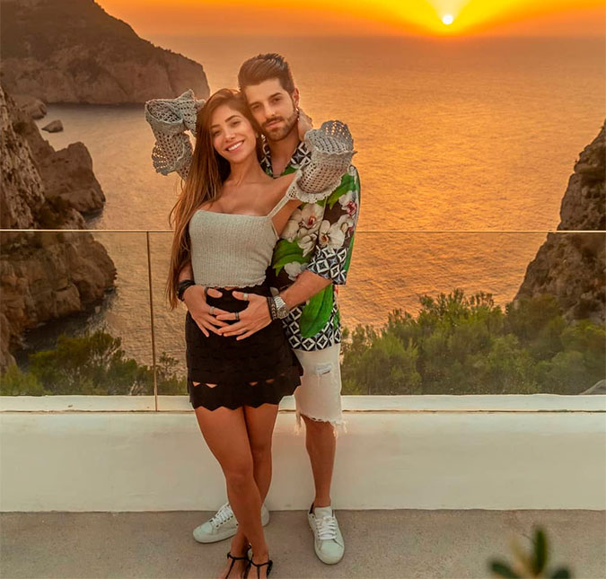 Alok faz chá revelação com a esposa; descubra sexo do bebê do DJ!