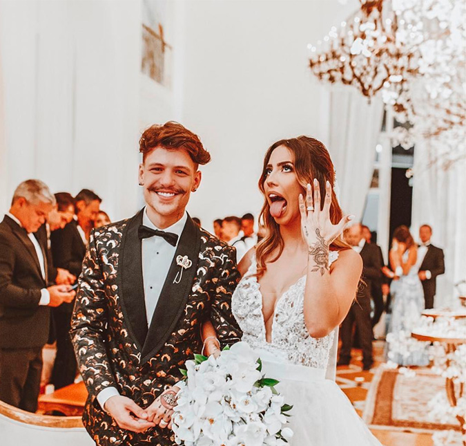 Gabi Brandt revela como conheceu seu marido Saulo Poncio: <i>Eu amava as músicas da Um44k</i>
