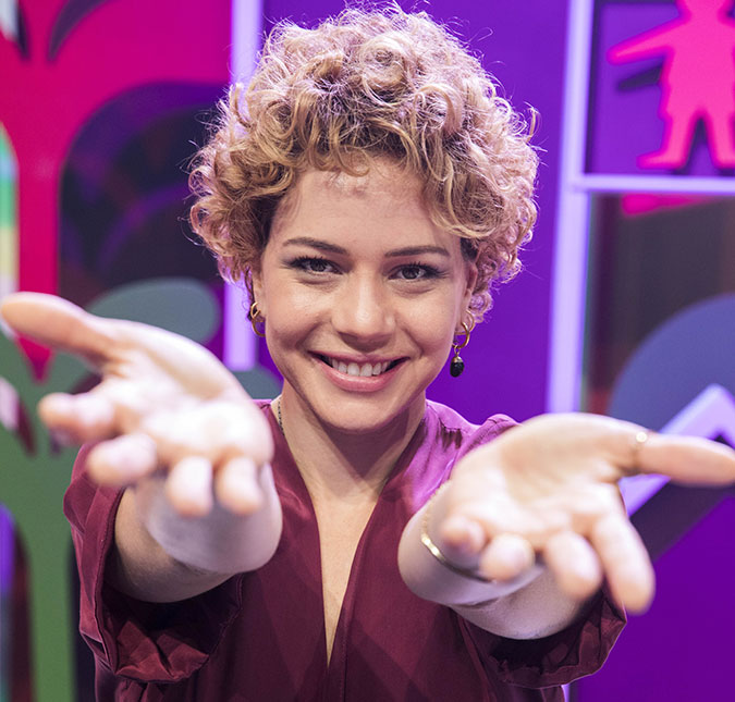 Com artistas deixando o Brasil, Leandra Leal afirma: <I>- Eu não vou sair do meu país</I>