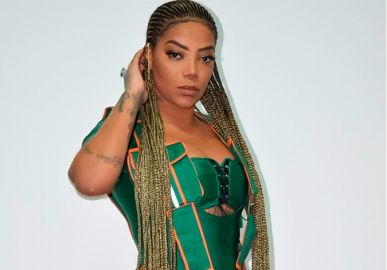 Ludmilla relata puxão de cabelo e arranhões de fãs: <i>Sejam mais cuidadosos</i>