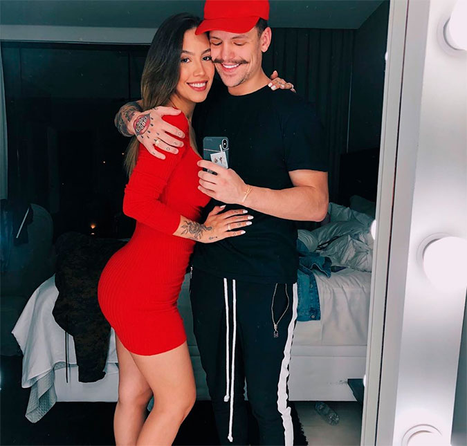 Fãs de Gabi Brandt pedem que ela se separe de Saulo Poncio após cantor ser acusado de traição na <I>web</i>, saiba mais!