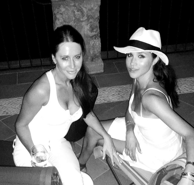 Amiga de Meghan Markle diz que a duquesa estaria sofrendo preconceito dos britânicos; <i>Tenham vergonha</i>