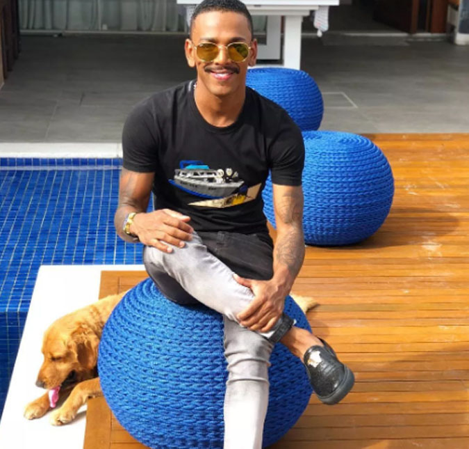 Nego do Borel abre as portas de sua casa no Rio de Janeiro para revista e revela planos para o futuro
