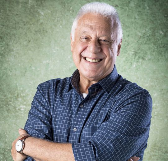 Antonio Fagundes Fala Sobre Relacao De Atilio Seu Personagem Em Por Amor Com A Melhor Amiga De Helena Tem Gente Falando Mal Dele Estrelando