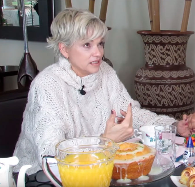 Andréa Nóbrega chora ao falar sobre separação de Carlos Alberto de Nóbrega: <i>Grande amor da minha vida</i>