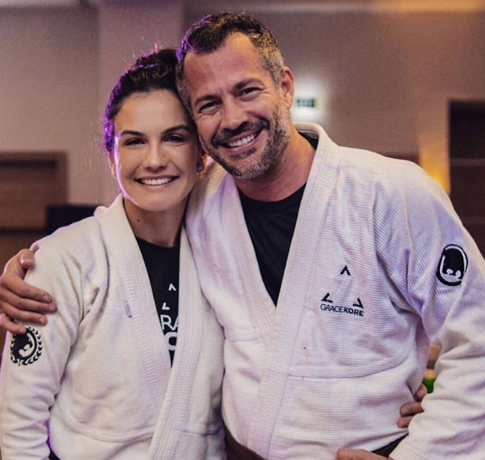 Malvino Salvador e Kyra Gracie abrem o jogo sobre casamento e declaram: <i>- Terá tudo o que tem direito</i>