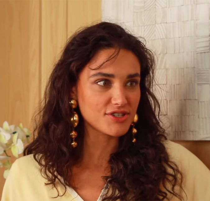 Débora Nascimento diz renasceu após separação e relembra conexão com a filha em momento difícil: <i>Foi o que me manteve no prumo</i>