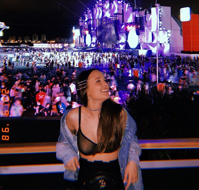 Larissa Manoela comenta repercussão após <i>look</i> transparente: <i>- É difícil entenderem que eu cresci</i>