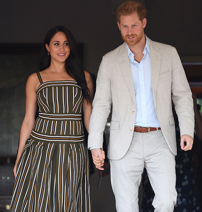 Príncipe Harry processa jornal para defender Meghan Markle e cita perseguição a Lady Di: - <I>Meu maior medo é que a história se repita</I>