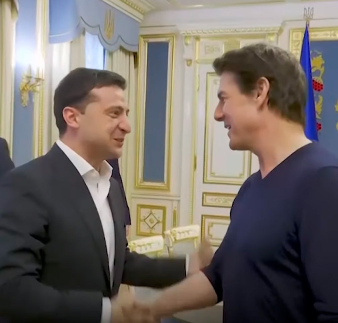 Presidente da Ucrânia elogia Tom Cruise e ator brinca: <i>- É o que paga as contas</i>