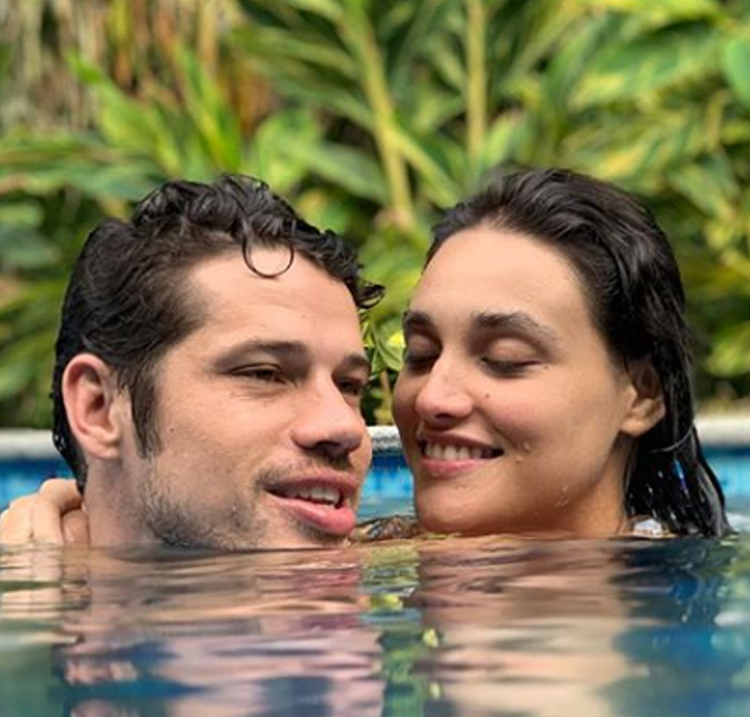 José Loreto relembra cena de <i>Avenida Brasil</i> com Débora Nascimento e afirma: <i>Bate uma nostalgia!</i>