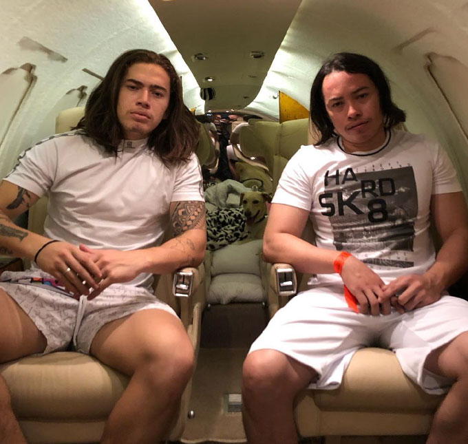 Whindersson Nunes posa com sósia e choca a seguidores: <i>Quem é quem?</i>