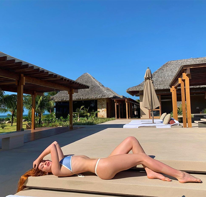 Marina Ruy Barbosa posa de biquíni e ganha elogios de famosas: <i>Uma lagartixa dessas...</i>
