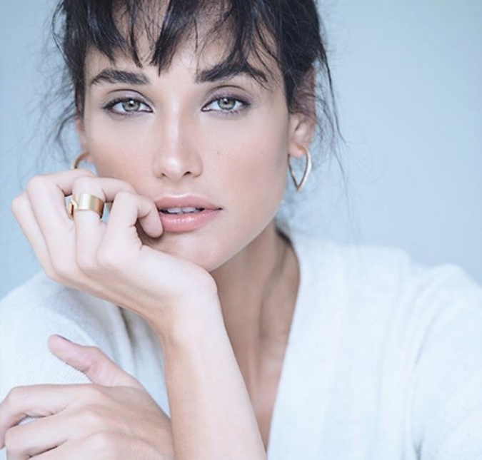 Débora Nascimento fala sobre o fim de relacionamento com José Loreto: <I>Houve uma morte e um renascimento</i>