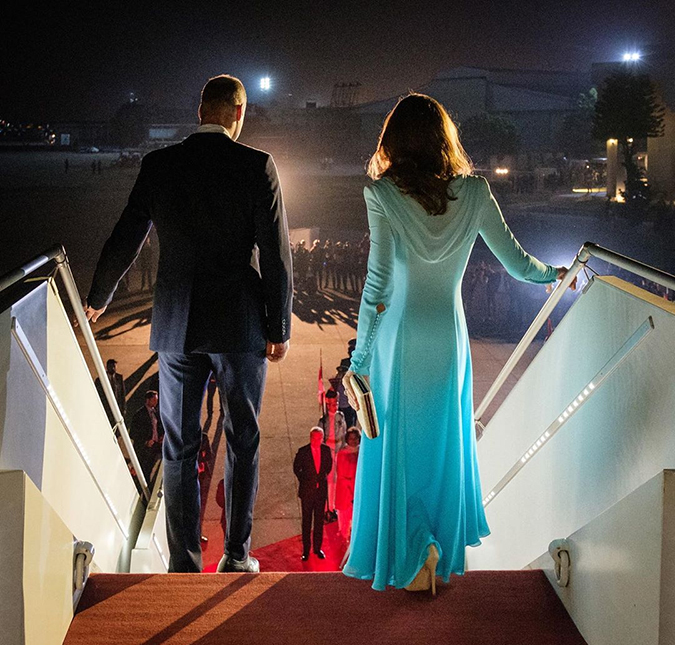 Príncipe William e Kate Middleton chegam ao Paquistão para turnê <I>complexa</I>