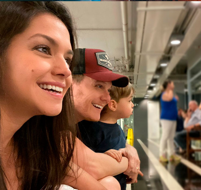 Thais Fersoza deixa internautas curiosos ao postar clique babando por Melinda, veja!