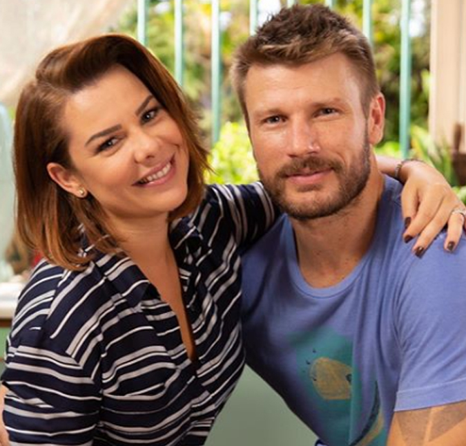 Fernanda Souza chora ao lembrar do pai: <I>Último ano da vida dele, ele virou meu filho</i>