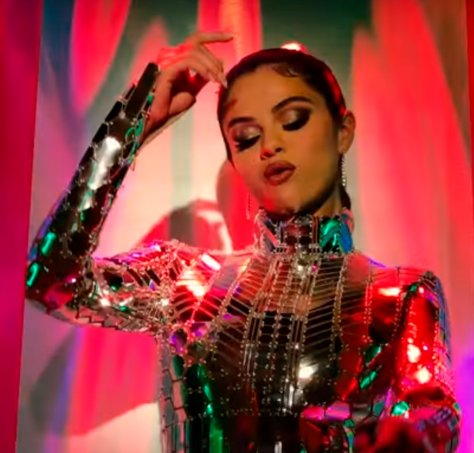 Selena Gomez lança mais uma música e Hailey Bieber comenta suposta indireta, veja!