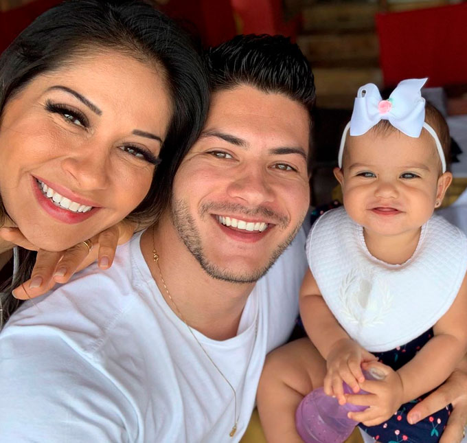Após polêmica, Mayra Cardi nega que comida em festa da filha tenha desagradado convidados