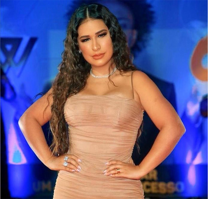 Após ganho de peso, Simone, dupla de Simaria, anuncia dieta