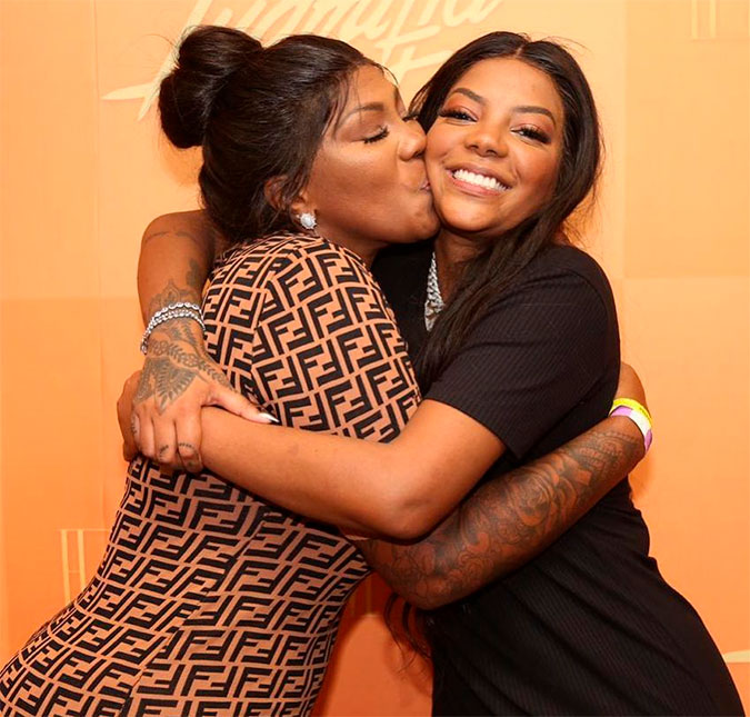 Mãe de Ludmilla faz apelo ao público após suposta <I>trama</I> dos fãs de Anitta: <I>- As pessoas não estão vendo que isso pode gerar morte</I>