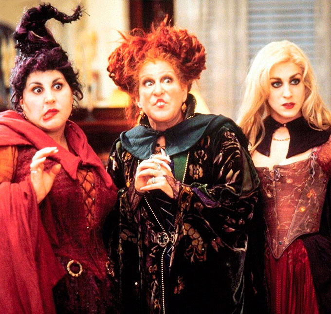 Sarah Jessica Parker fala sobre possível continuação de <i>Abracadabra</i> com atrizes originais: <i>Todas nós aceitamos</i>