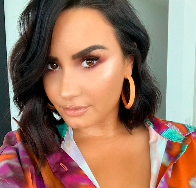 Após sofrer overdose, Demi Lovato dá a sua primeira entrevista em 2019 e admite: <I>- Estou cansada de fingir que não sou um ser humano</I>