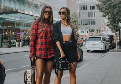 Ludmilla revela que quer ter sete filhos e assusta namorada, Brunna Gonçalves: <I>Que isso!</I>