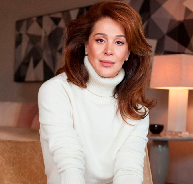 Aos 52 anos de idade, Claudia Raia diz que não gosta de sexo anal e questiona: <i> Por que quem gosta de sexo no Brasil é vista como p***a?</i>