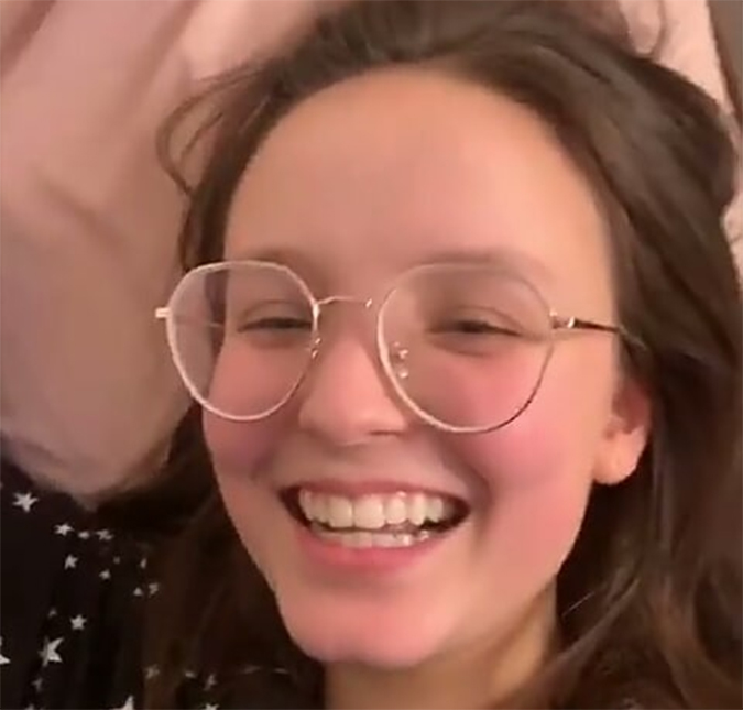 Larissa Manoela tem alta e já está em casa após cirurgia na vesícula