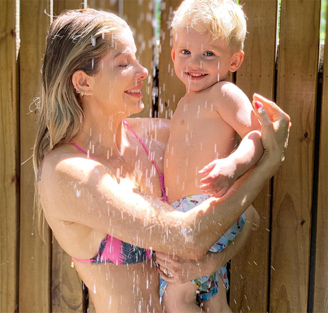 Karina Bacchi posta foto e fãs suspeitam de gravidez: <i>Que venha com muita saúde</i>