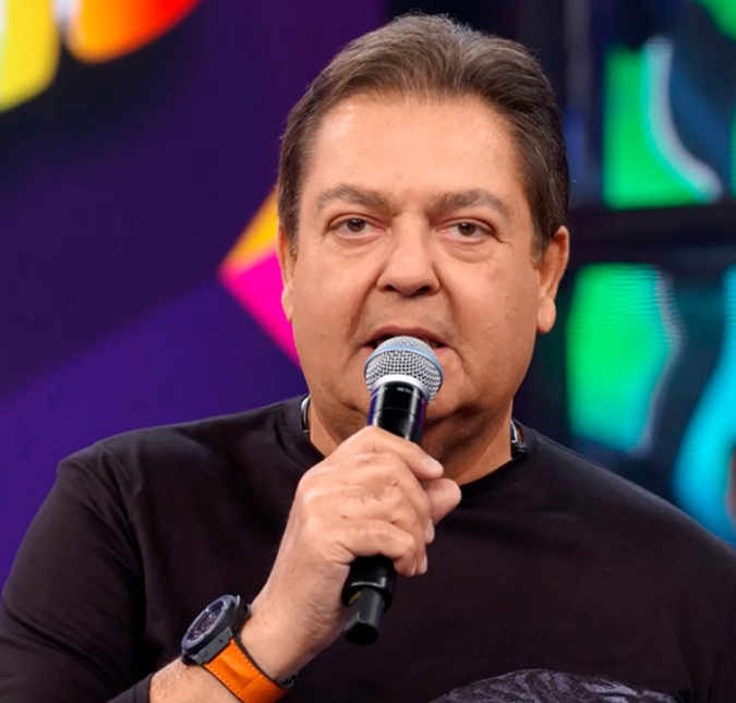Faustão se irrita e xinga funcionário no <i>Domingão</i>: <i>Imbecil</i>