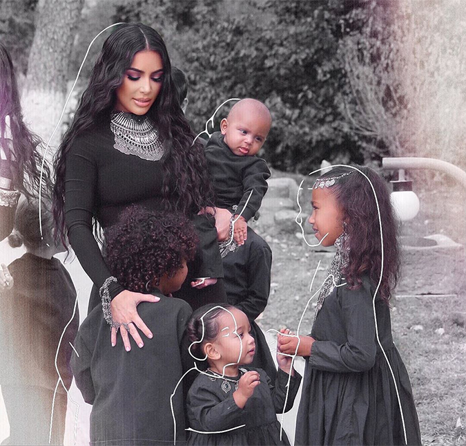 Kim Kardashian compartilha foto dos filhos e encanta fãs: <i>Minhas pessoas favoritas</i>