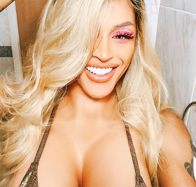 Turbinada! Pabllo Vittar aparece com seios enormes e fãs aprovam!