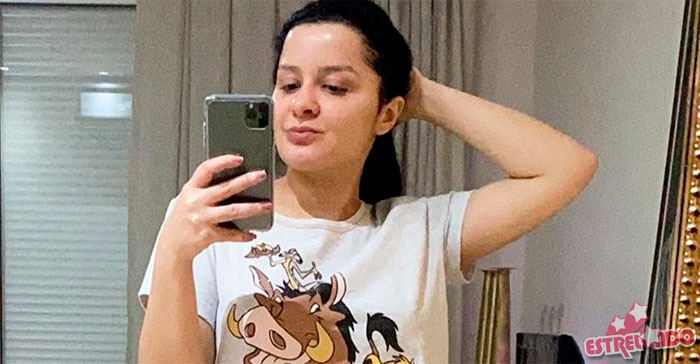 Téléchargement gratuit Images Maraisa Posa De Pijama E Sem Maquiagem E Brinca Nem So De le plus cool par