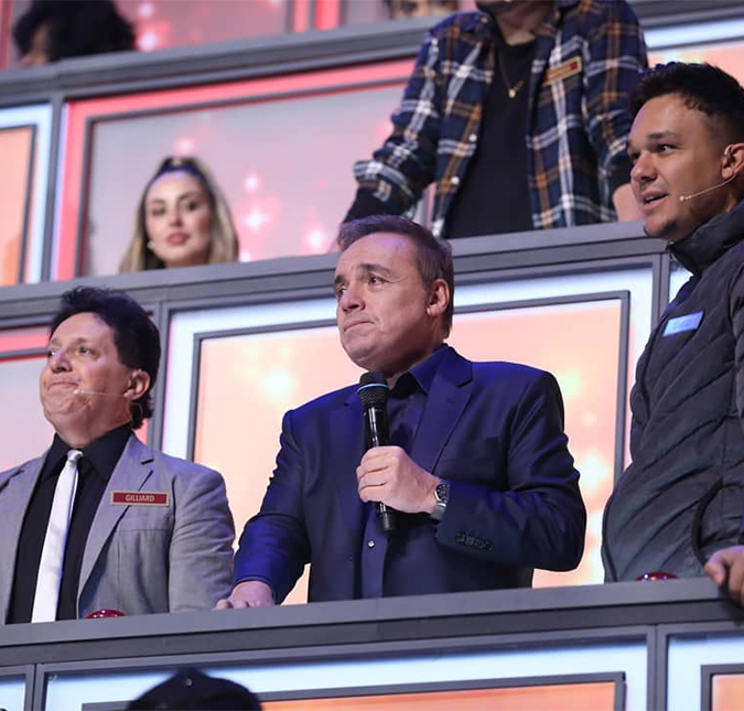 Jurados prestam homenagens a Gugu Liberato antes da transmissão do último episódio de <i>Canta Comigo: Tanto amor</i>