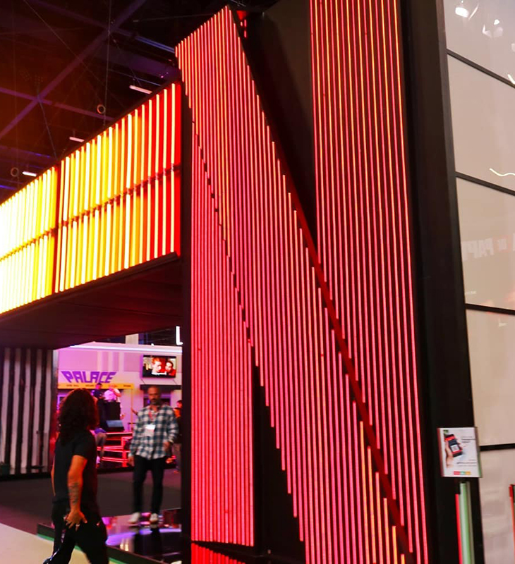 <i>Netflix</i>