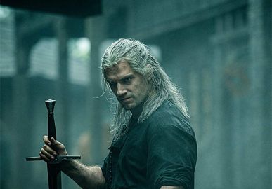 Henry Cavill sofre lesão durante gravação de <i>The Witcher</i>