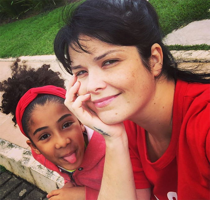Samara Felippo relata caso de racismo com suas filhas: <i>Fui que nem um bicho pra cima dos moleques</i>