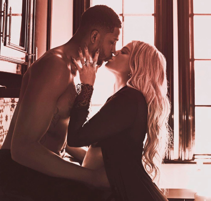 Khloé Kardashian teria perdoado traição e voltado com o ex, Tristan Thompson, diz <i>site</i>