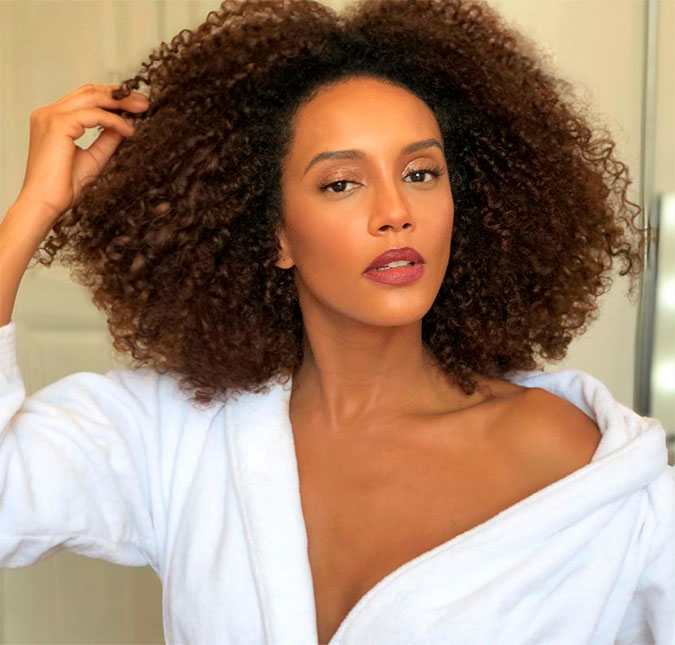 Taís Araujo pensa em adoção e revela ter sofrido dois abortos: <I>Muito tristes</I>