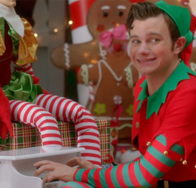 Glee sempre capricha nos episódios especiais de Natal, mas um dos mais marcantes foi Glee, Actually, inspirado no filme Simplesmente Amor. Ele mostra várias histórias diferentes, todas com uma coisa em comum: o Natal. Artie recebe a visita de um duende, que mostra como seriam as coisas no McKinley High caso ele não estivesse em uma cadeira de rodas, e Blaine vai para Nova York apoiar Kurt, que acabou de descobrir que o pai tem câncer.