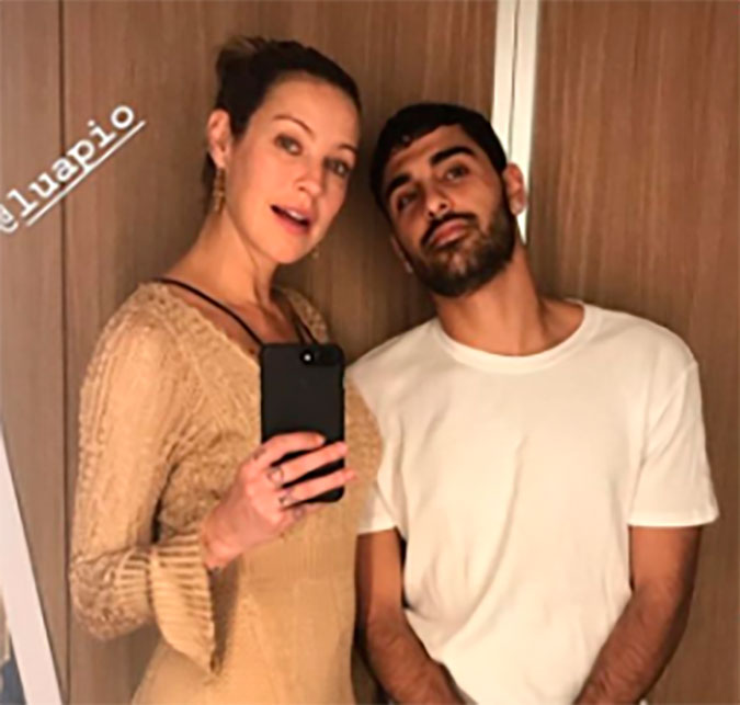 Luana Piovani posa com namorado e fala sobre Natal dos filhos sem Pedro Scooby: <I>Doeu muito em mim</I>