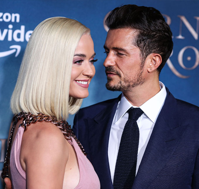 Katy Perry fala sobre depressão e revela que Orlando Bloom ajuda na busca por equilíbrio: <i>- Ele me mantém no eixo</i>