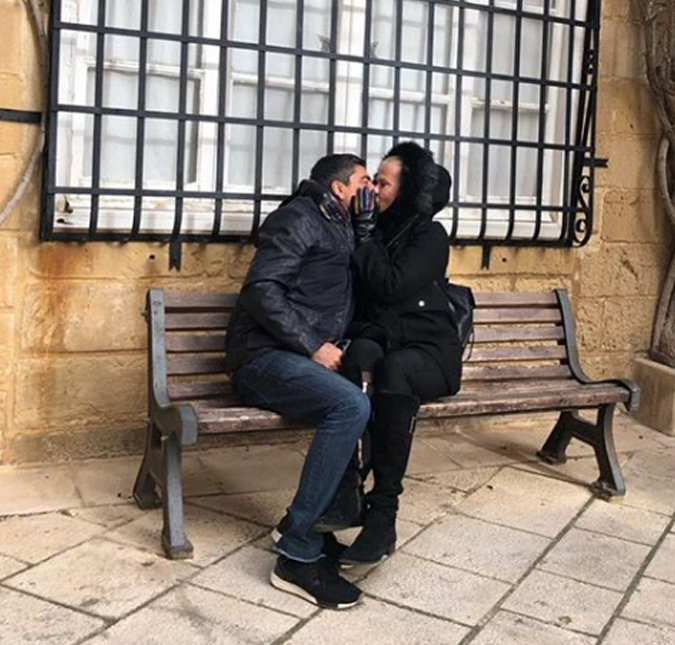 Xuxa Meneghel se declara para Junno Andrade e diz: <i>Descobri o que é ser cuidada e desejada</i>