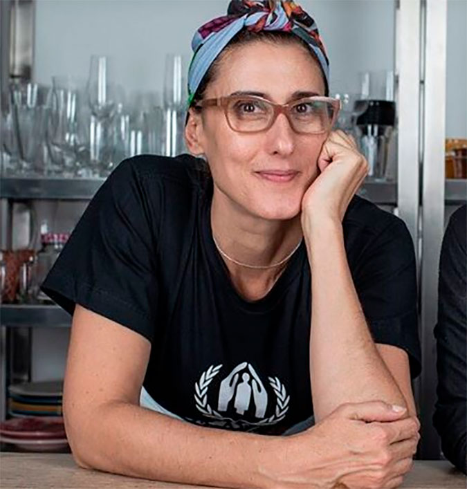 Paola Carosella posta clique raro com a filha, Francesca: <I>Meu amor por você é infinito vezes infinito</I>; confira!