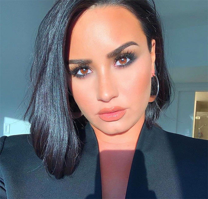 Demi Lovato fará performance no <i>Super Bowl</i> - algo que ela havia previsto dez anos antes!