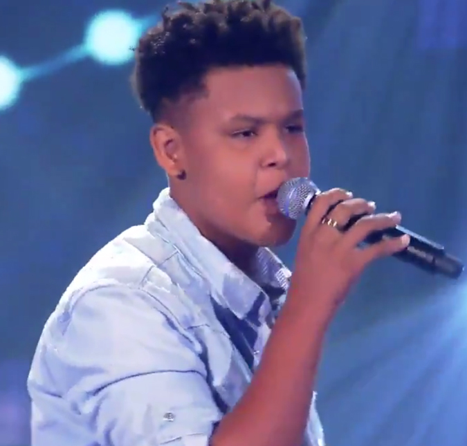Candidato do <i>The Voice Kids</i> incendeia a internet cantando música de Michael Jackson