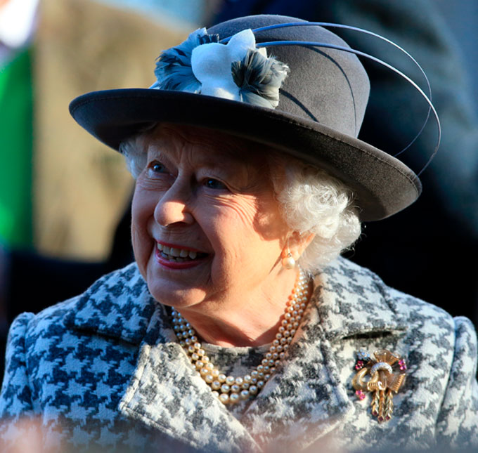 Rainha Elizabeth II falta a reunião anual por problemas de saúde, diz site