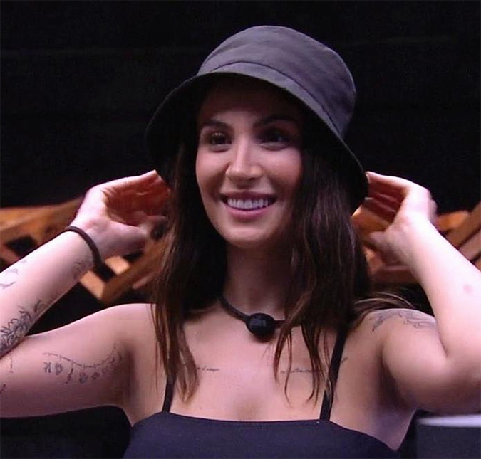 A <i>influencer</i> Boca Rosa, do <i>BBB 20</i>, já viveu romance com mulheres e tem um relacionamento aberto, diz jornal